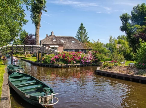 Explora ciudad coches no existen Explora la ciudad única donde los coches no existen
