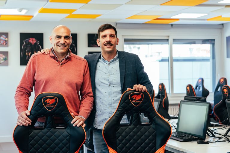 COUGAR GAMING se convierte en colaborador de la Selección Española de esports de Fejuves