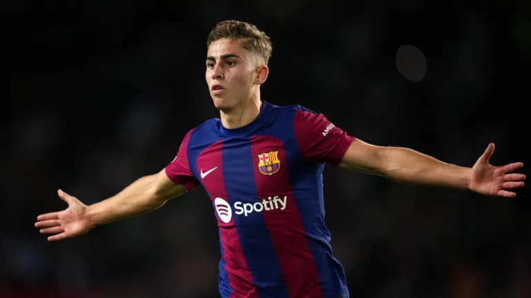 Fermín se come a Pedri en el FC Barcelona