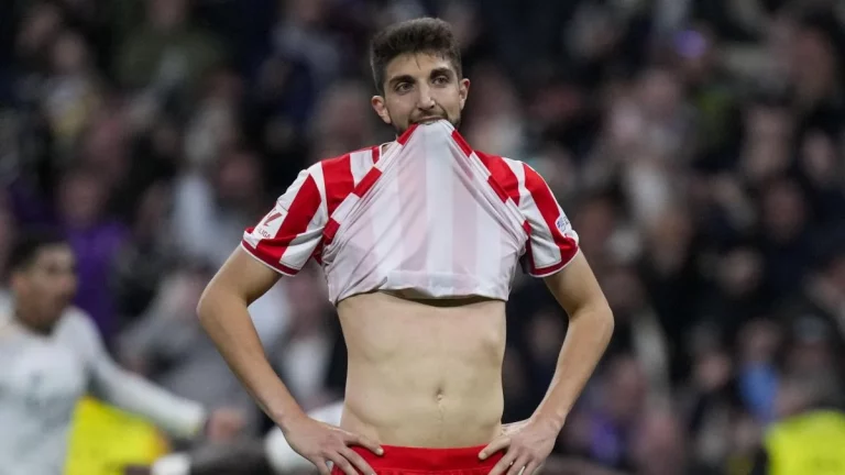 El fallo garrafal de Edgar ante el Betis levanta sospechas en redes