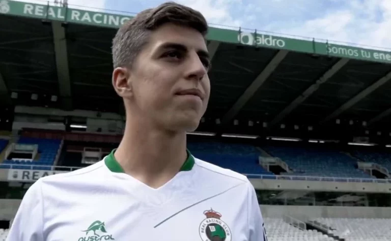 El Comité indulta a Iñigo Sainz Maza, capitán del Racing, tras la roja más surrealista del año