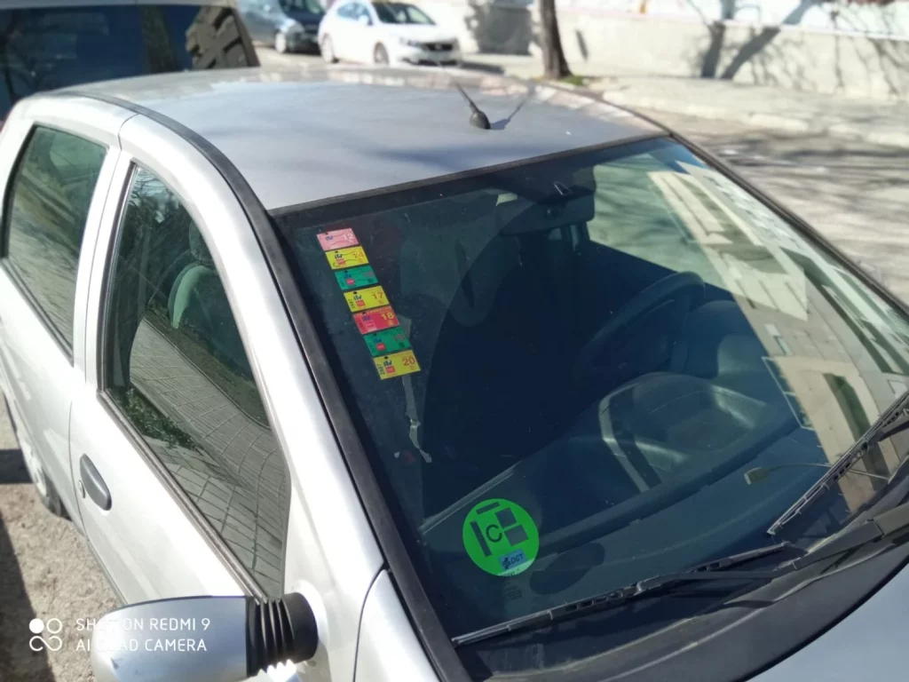 Ventanillas transparentes: Libre de adhesivos y láminas tintadas