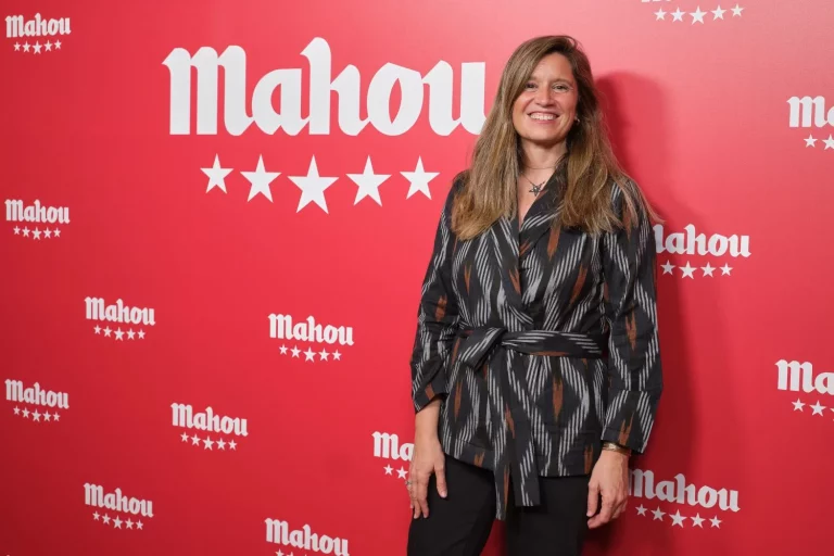 Los secretos de la histórica campaña de Mahou en verano