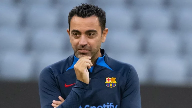 La petición imposible de Xavi a Laporta para cambiar la dinámica del FC Barcelona La petición imposible de Xavi a Laporta para cambiar la dinámica del FC Barcelona