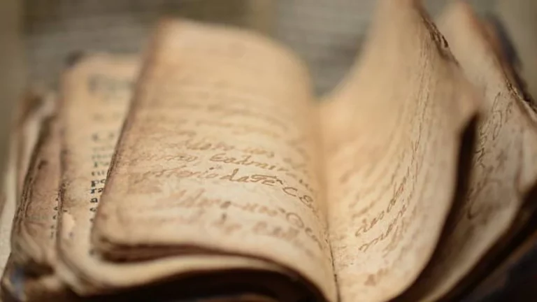 Las 10 novelas históricas españolas que te transportarán a otra época