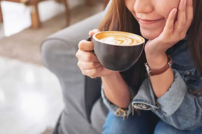 Las 7 razones del por qué el café de cada mañana puede llevarte a un infarto de corazón