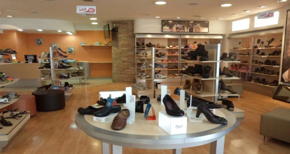 4 sandalias de Shein y Amazon que te caben en el bolso y te sacarán de un apuro