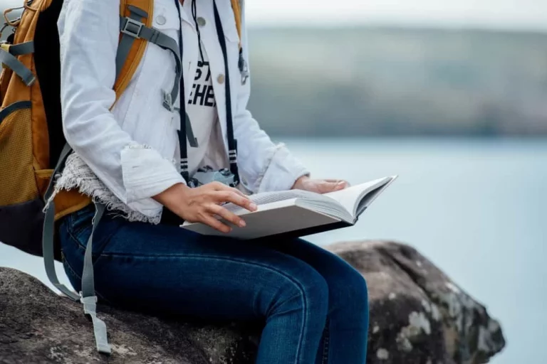 Los mejores libros de viaje para explorar España desde tu sofá Los mejores libros de viaje para explorar España desde tu sofá