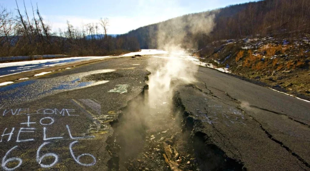 60 años ardiendo, ¿conoces la ciudad conocida como un infierno? 22 60 años ardiendo, ¿conoces la ciudad que es conocida como un infierno?