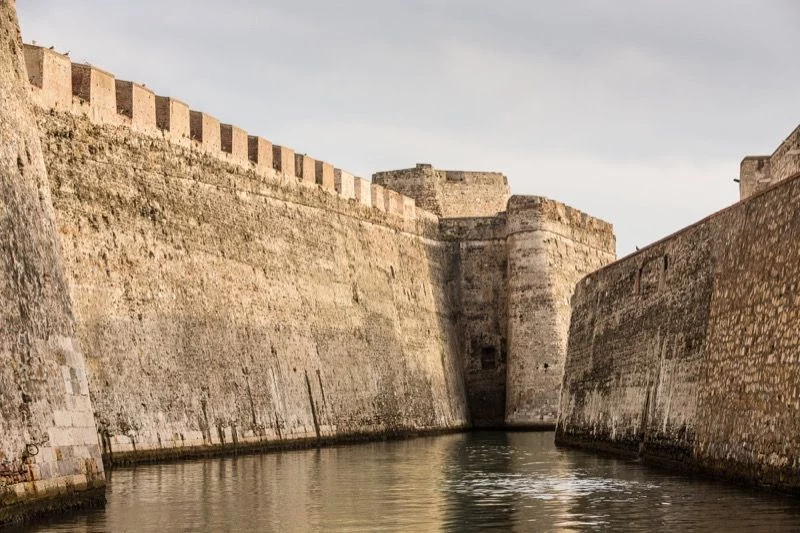 Murallas Reales: historia y romance en un entorno único