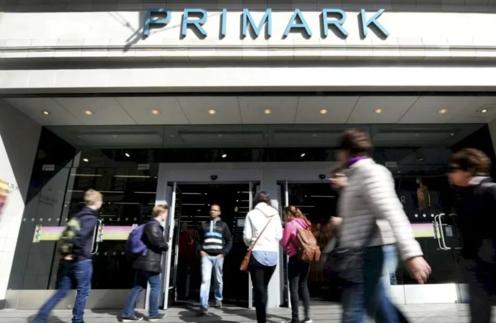 Primark: la sudadera a rayas de Paula Echevarría a 13 euros y de estilo parisino