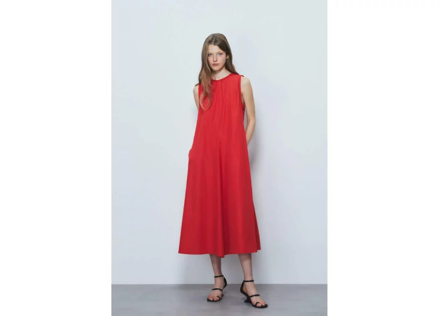 Sfera crea tendencia con estos 8 vestidos holgados que disimulan los kilitos de más y dan efecto cuerpazo