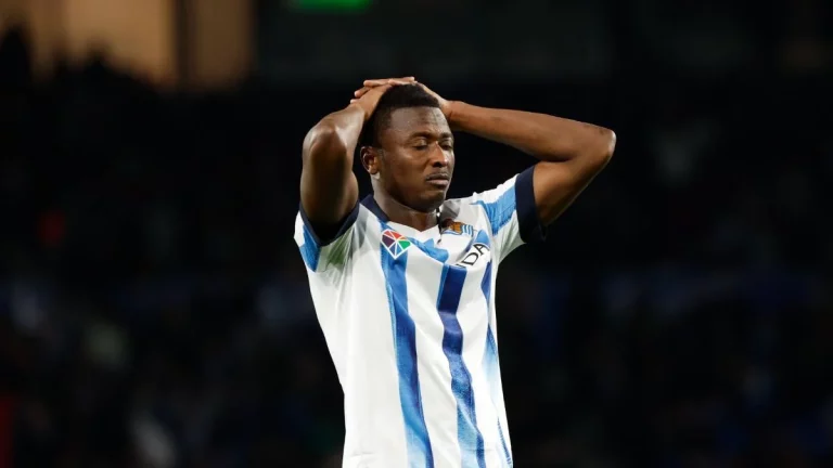 Umar Sadiq emerge como solución desesperada del Almería