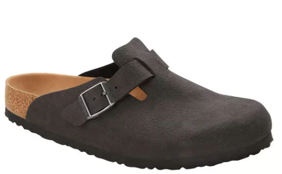 8 zuecos de Mango, Birckenstock y Dr. Martens para ir elegante y cómoda a todas partes 5 8 zuecos de Mango, Birckenstock y Dr. Martens para ir elegante y cómoda a todas partes