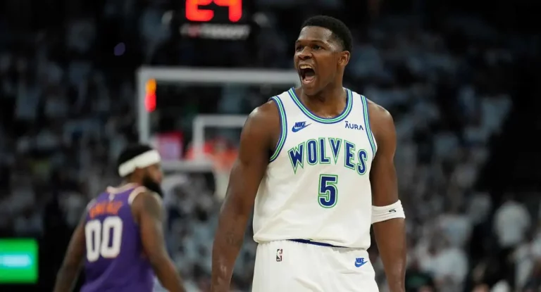 Anthony Edwards cumple su amenaza y destroza a los Nuggets Anthony Edwards cumple su amenaza y destroza a los Nuggets