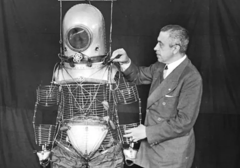 Orgullo mundial, conoce al español que inventó el traje de astronauta