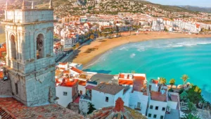 Destinos de verano baratos en España los más buscados para ahorrar en vacaciones
