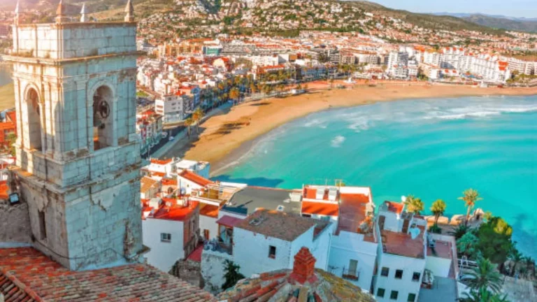 Destinos de verano baratos en España los más buscados para ahorrar en vacaciones