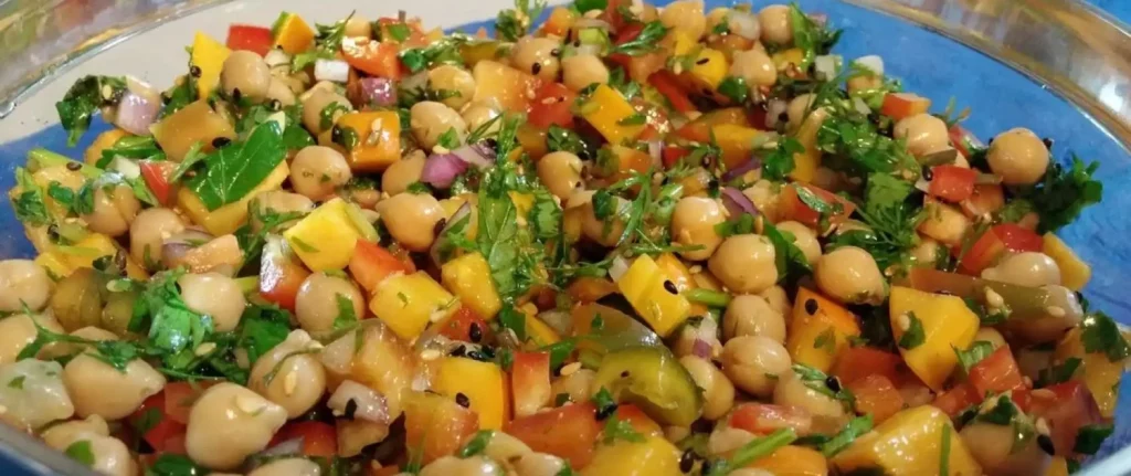 ¿Cómo hacer una nutritiva ensalada de legumbres?