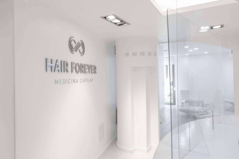 Los servicios de la clínica capilar en Barcelona Hair Forever