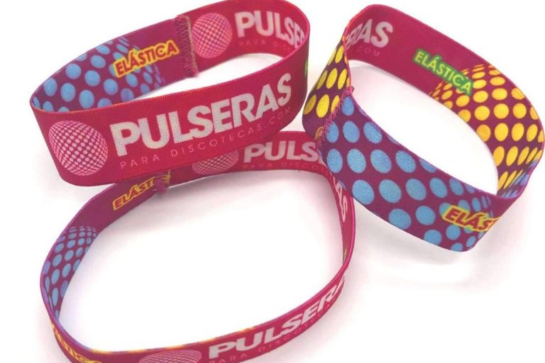 Las pulseras de tela personalizadas que ofrece Pulseras para Discotecas son ideales para múltiples eventos