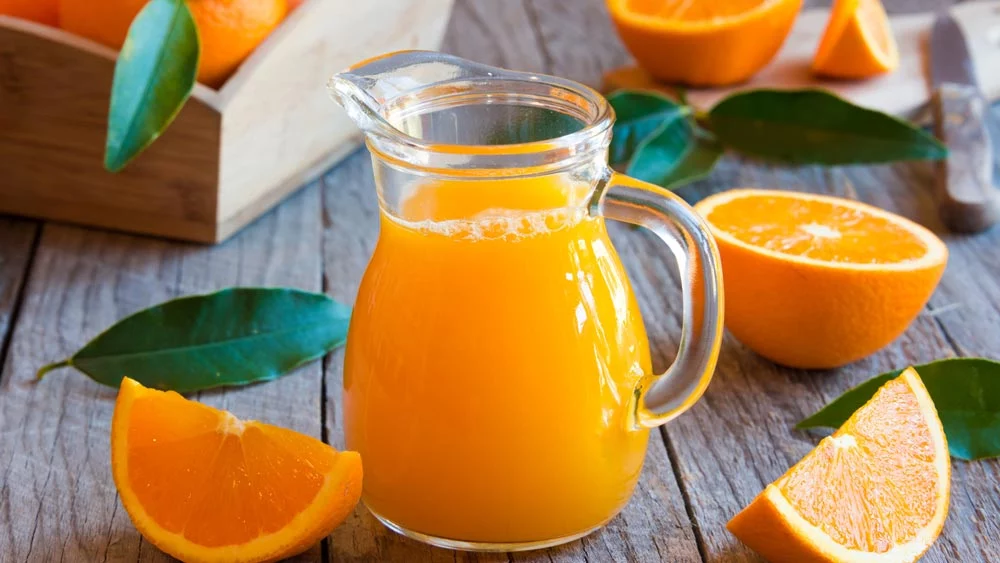 Deja las gaseosas: 4 frutos ideales para hacer tragos 100% naturales 1 La naranja, un fruto ideal para reemplazar las gaseosas