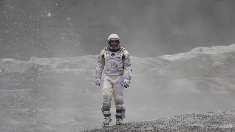 Interstellar, el manual de Nolan para entrelazar cine y ciencia