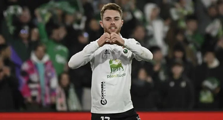 Tras pagar la cláusula de Peque, el Sevilla FC planea otro ataque al Racing