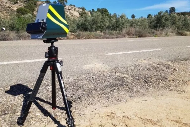 El director de la DGT, Pere Navarro, desvela cómo multarán los radares a baja velocidad
