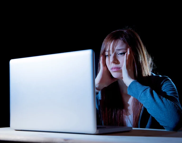 La OCU avisa del 'egosurfing', la solución definitiva para evitar estafas en internet