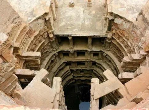 templo india El curioso templo invertido de la India que estuvo enterrado por más de 500 años