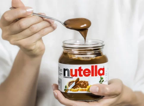 tiktoker-dentro-nutella-asustaras Tiktoker descubre lo que hay dentro de la Nutella: Te asustarás