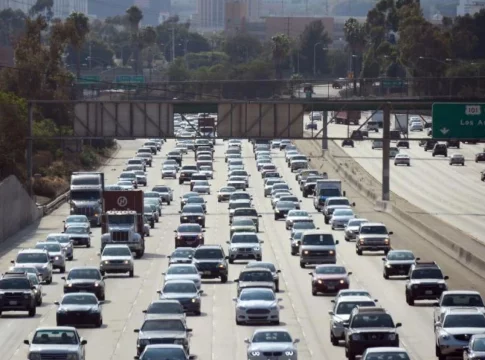 tráfico No es Madrid: Conoce la ciudad del mundo que tiene más coches que personas