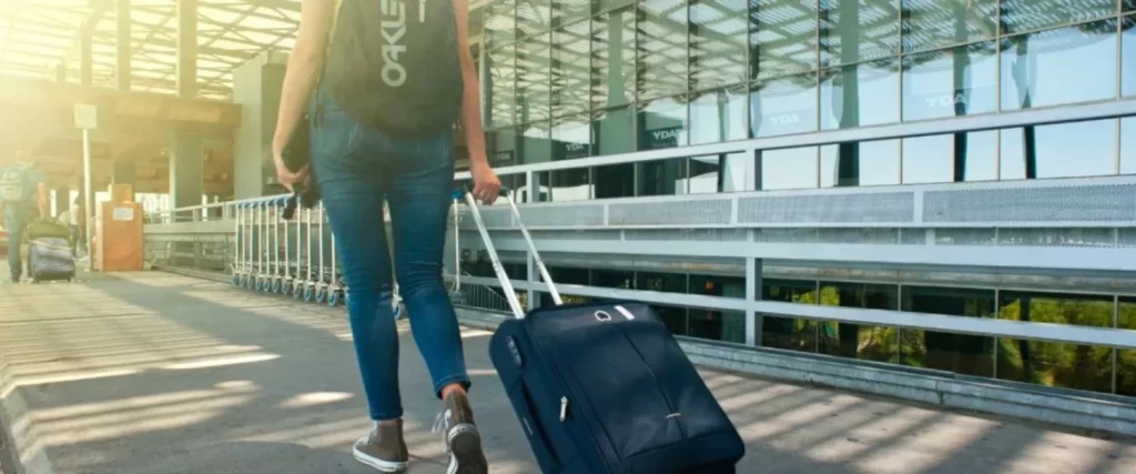 Antes de comprar una maleta de viaje, mira este video y ahorra dinero 1 El punto más importante a la hora de elegir nuestra maleta