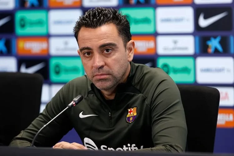 El problema entre Xavi y Laporta tiene nombre propio: Deco El problema entre Xavi y Laporta tiene nombre propio: Deco