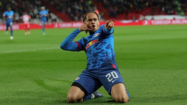 Xavi Simons se cierra en banda: solo quiere jugar en el FC Barcelona 1 Xavi Simons FC Barcelona