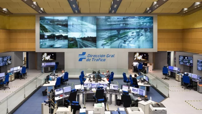 La DGT la que está en apuros y tú también, pero no con sus multas