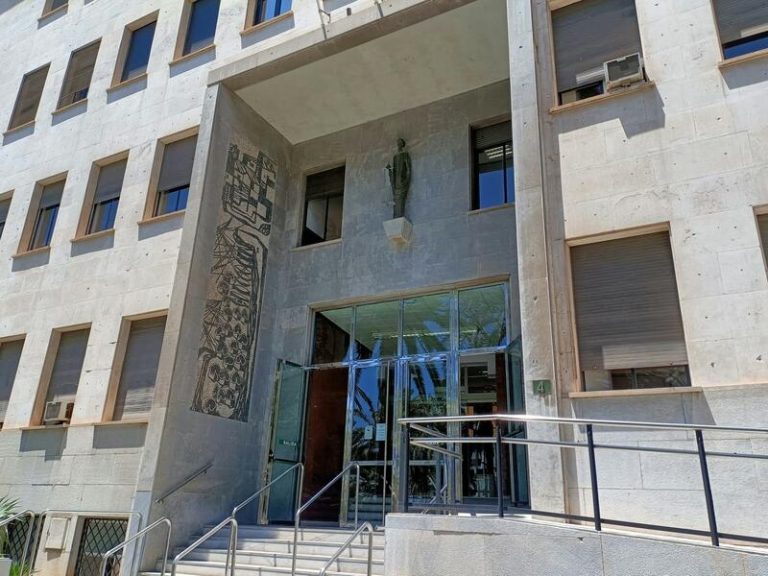 Absuelven a los tres hermanos acusados de secuestrar a menores en Cádiz al no apreciar delito