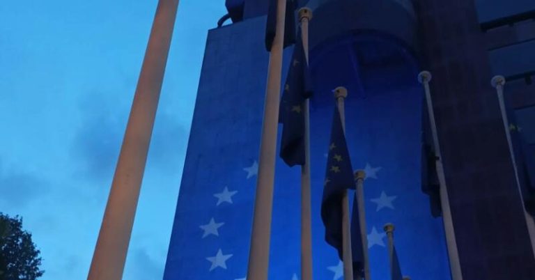 Cómo la Unión Europea se prepara para liderar la revolución de la movilidad eléctrica