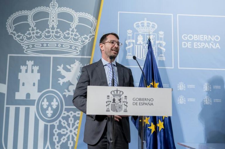 Gobierno canario anterior justifica renovación de contrato con trama Koldo por 