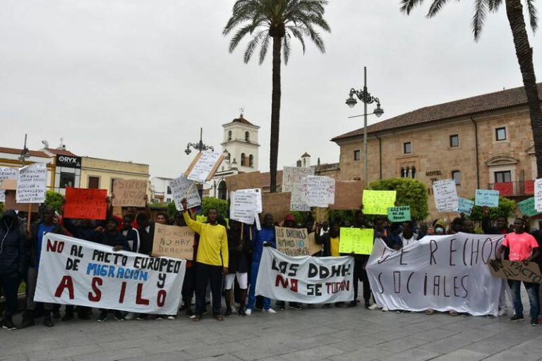 La Plataforma de Apoyo a las personas migrantes y refugiadas de Extremadura pone de manifiesto que los migrantes de Mérida carecen de tarjeta sanitaria