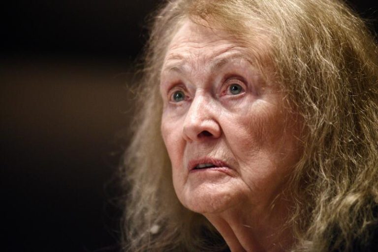 Annie Ernaux afirmó: 