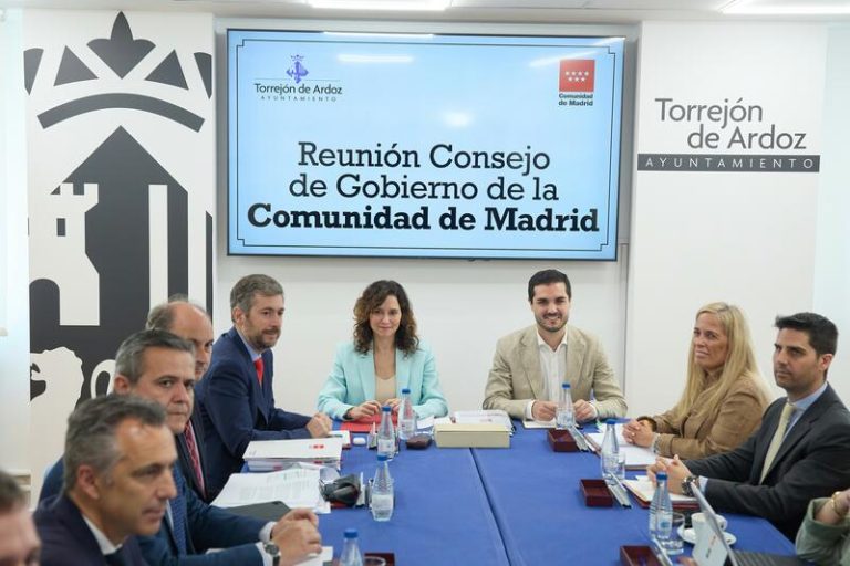 La Comunidad de Madrid impartirá el próximo curso sobre la misión del Ejército y Policía