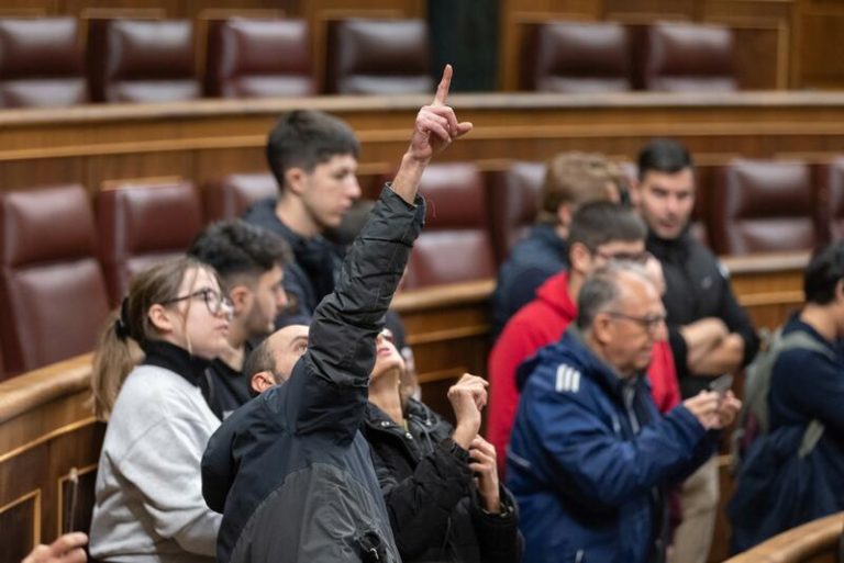 Puertas abiertas en el Congreso para conmemorar las primeras elecciones tras Franco