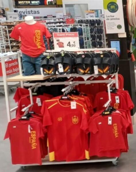 Carrefour celebraría el triunfo de España contra Croacia con un 50% de descuento