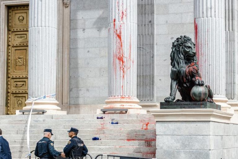 El PP pide endurecer las penas por vandalismo contra el patrimonio histórico