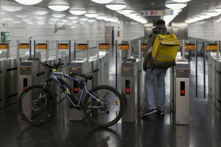 Tras el robo de cable, Rodalies de Catalunya recupera la normalidad en las líneas R3, R4, R7 y R12