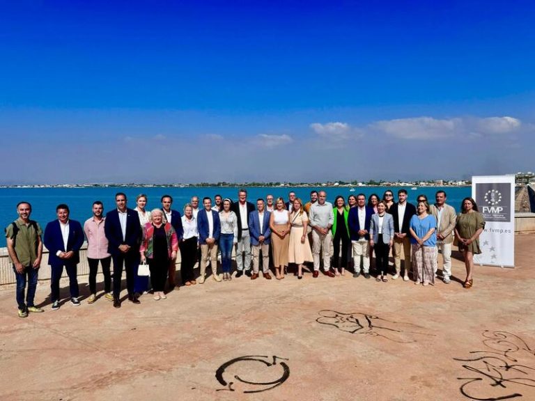 Valencia dice que futura Ley de Costas protegerá el litoral y a propietarios