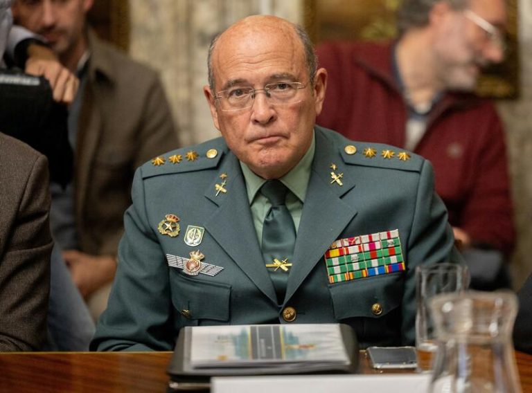TS respalda parcialmente a Pérez de los Cobos y vuelve a anular tres nombramientos de generales de la Guardia Civil