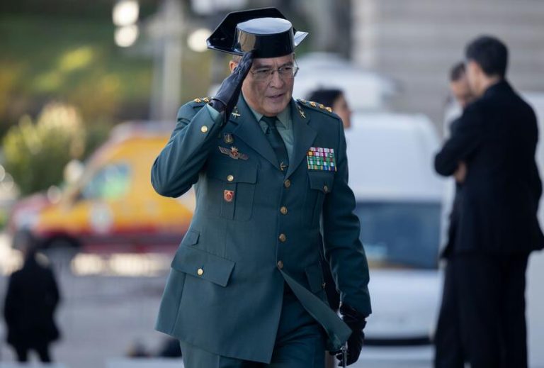 La lucha del Coronel Pérez de los Cobos por ascender a general de brigada en la Guardia Civil
